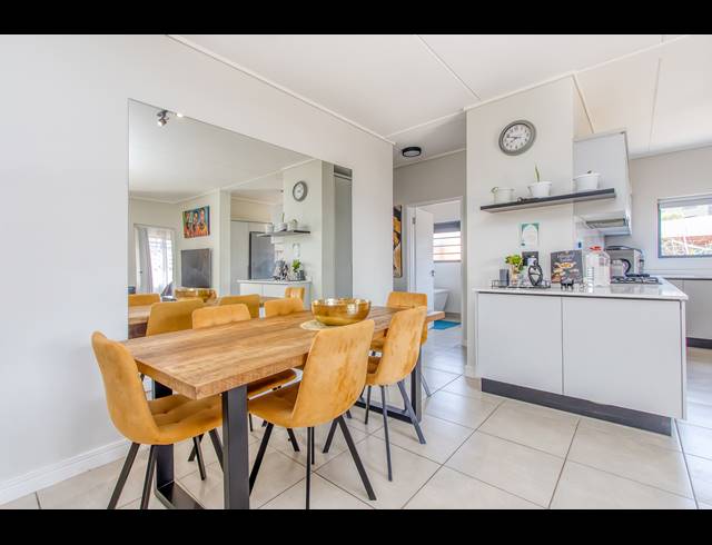 3 BEDROOM APARTMENT FOR SALE IN LINBRO PARK